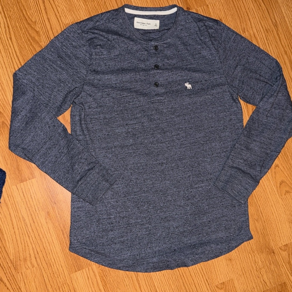 Abercrombie & Fitch Long Sleeve Soft A&F Tee- Small, Blue y2k Henley men’s